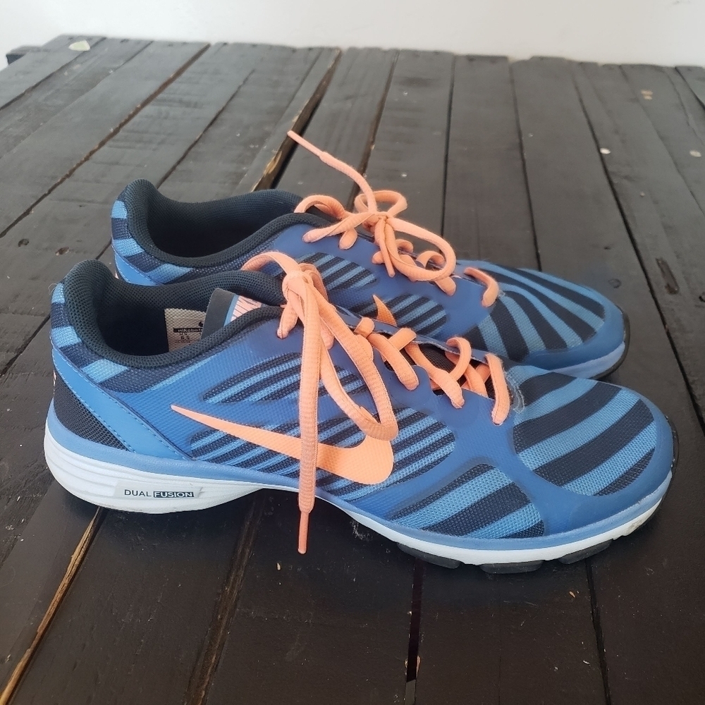 Nike Training Dual Fusion TR Women's 6.5 Shoes Sneakers Blue Neon Coral